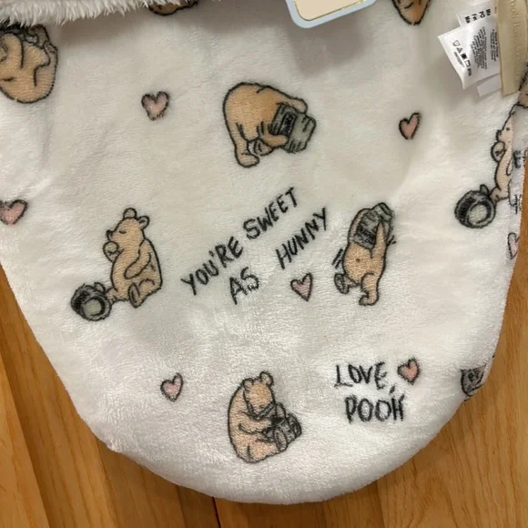 Disney Winnie the Pooh Baby Swaddle - Picture 2 of 5